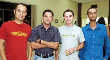 Gerardo Esquivel, Julio Enríquez, Xavier Salmón y Otto Craviotto.