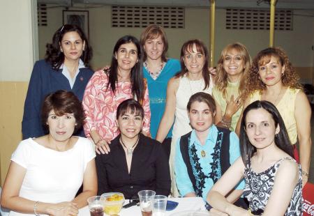 05 de octubre 2005
Marisa Nogueira, Tatiana Jacamán, Lupita Cuéllar, Mary Tere, Lucía de Ramos, Carolina González, Diana Jiménez, Patricia Aguilera y Mónica Otero.