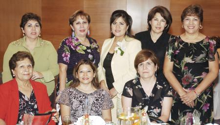 08 de octubre 2005
 Claudia Marsela Adame Ponce acompañada por Jesu, Lupita, Silvia, Lety, Betty, Ángeles e Isela, en la despedida de soltera que le organizaron por su próxima boda con Marco Antonio Herrera Gallo.