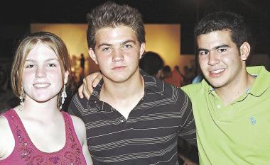 Isabella Devitri, Carlos Alatorre y Miguel Murra.