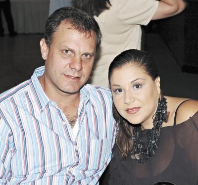 David Murra y Lizeth Safa.