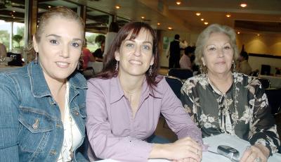 Cristina Villarreal, Lucy Seijas y Ana Silva.