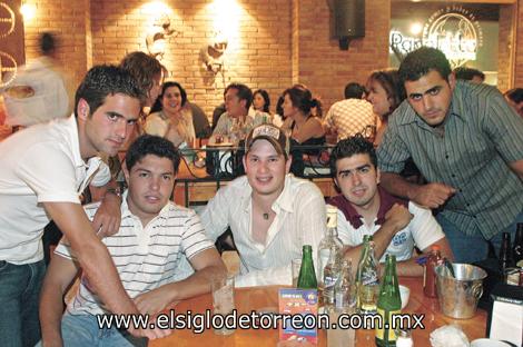 Diego Fernández, Gerardo Viesca, Ronie Bass, Carlos Zavala e Iván Giacomán