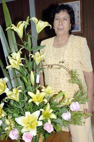 Elvira Moreno Segura celebró su cumpleaños recientemente.