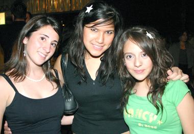 Carolina, Salma y Estefy.