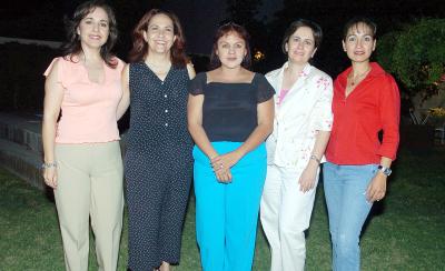 Norma Gamboa, Marcela Medina, Lucy Gramillo, Paz Iduñante y Fabiola del Río.