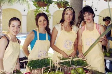 Ana Tere García, Brenda Artigas, Mónica Salmón y Cecilia Fernández.