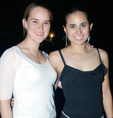 Bárbara Willy y Mónica Ochoa.