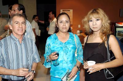 Adolfo Meraz, Rosario Puentes y Dora Alicia Pulido