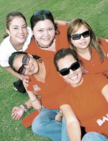 Keila Jalife, Diana Rivera, Malena Viera, Yoselin Gutiérrez y Estrella Ibargüengoitia.