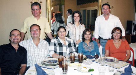 Loenardo Pedraza, Ricardo Berlanga, Hita de Berlanga, Pily de Pedraza, Zaide de Viesca, Víctor Parra, Mayela de Parra y Gabriel Viesca.