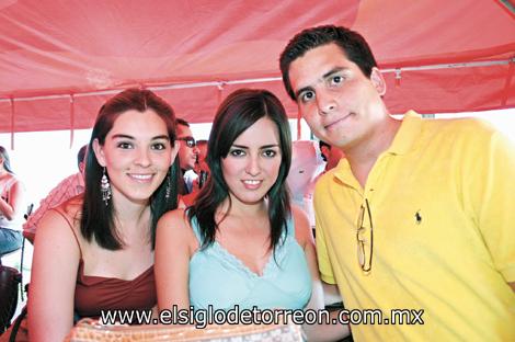 Cecy Ordaz, Selene Anguiano y Jorge del Bosque