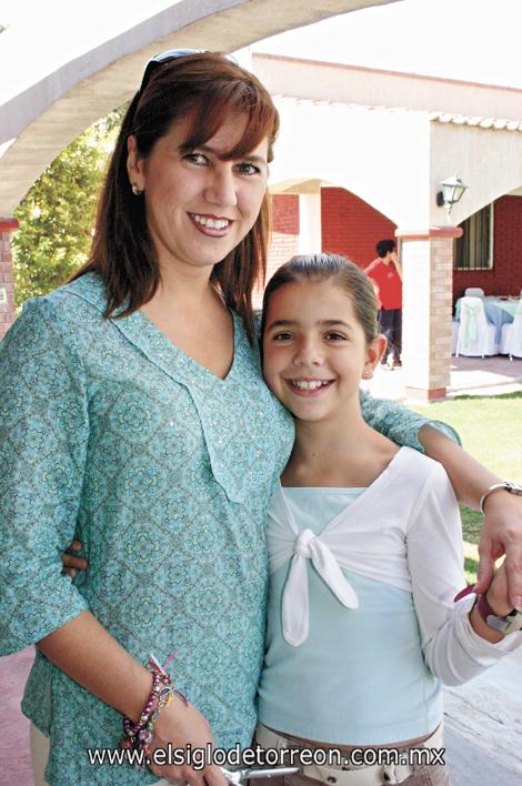 Ángeles Garza y Marifer Garrido