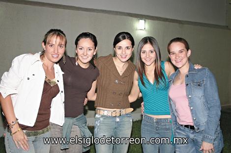 Pamela Grageda, Marcela Enríquez, Nora González, Bety Fernández y Barby Willy