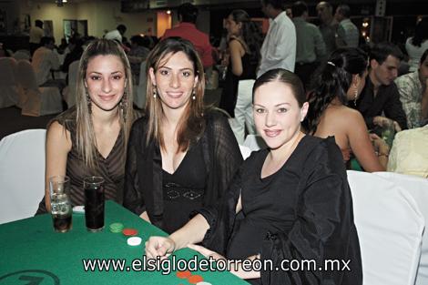 Elizabeth Gibert, Leny Gibert de Collier de la Marliere y Maribel de Segura