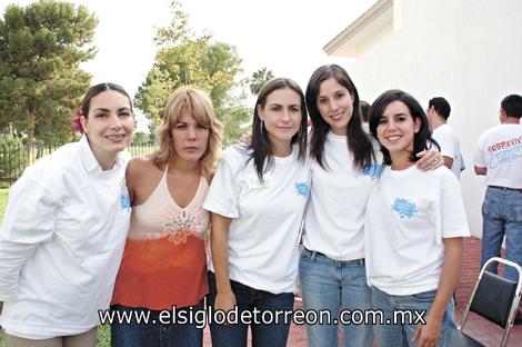 RECORDANDO AL EQUIPO  
Alejandra Sánchez, Isiar Villarreal, Vivianne Sánchez, Adriana Villarreal y Pilar Miñarro