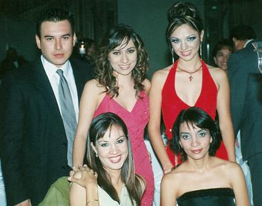 30 de octubre de 2005
Yadim Acosta, Lety Castro, Daniela López, Claudia Velasco y Gaby Castro