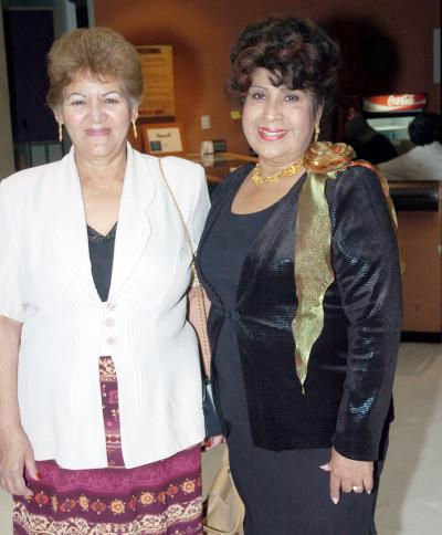 Consuelo Soto e Hilda Antuna.