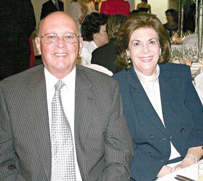 Filemón Garza y Cecilia de Garza.