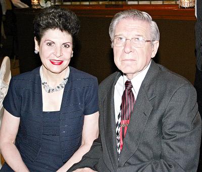 Gabriela S. de Castillón y Roberto Castillón.