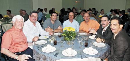 Fernando Russek, Fernando González, Alejandro Lassala, Jorge Arias, Enrique Lassala, Pedro Fernández y Francisco Cobos.