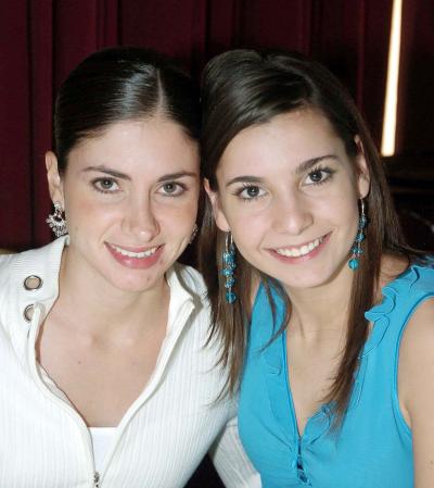 Lidia Martínez y Laura Batarse.