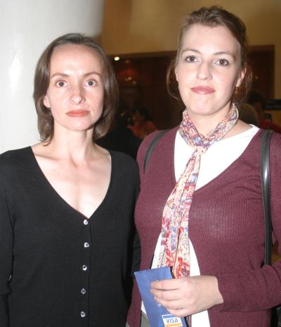 Andrea Cotera y Astrid Vander Horst.