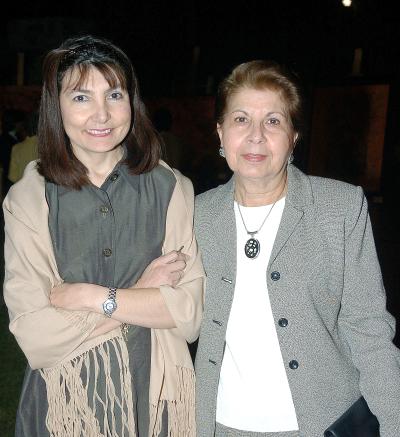 Alicia Murra y Laura de Talamás.