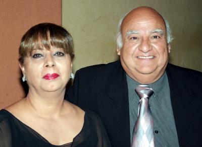 Elizabeth Corona Luna y Luis Gerardo Aguiñaga Gibert.