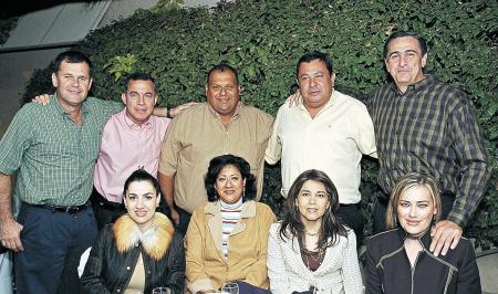 Jorge Villarreal , Rogelio y Lorena González, Jaime y Cacho Ramírez, Rafael y Patricia Elías, Tomás Obeso y Martha Correa.