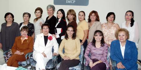 Patricia Morales, Violeta Juárez, Norma Rojo, María Amida, Rosalinda de Salazar, María Luisa de Arellano, Esperanza Zertuche, Graciela Montoya, Graciela González y demás demas del Comité del Colegio de Contadores.