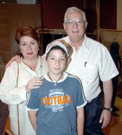 Federico, Patricia y Gerardo Ramos.