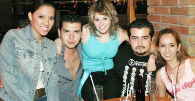 Mey Yein, Abraham Aguilar, Mercedes Molto, Javier Dávila y Gaby Ruiz.