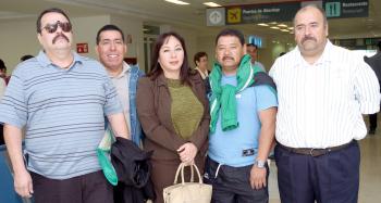 Arnulfo Álvarez, Araceli Llamas, Federico Flores, Ramón Flores y Álvaro Sánchez viajaron a Manzanillo.