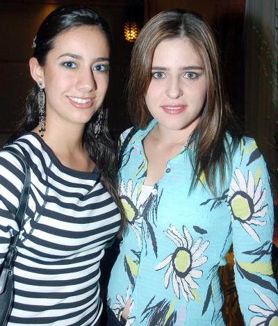 Brenda Dávila y Julia Peña.