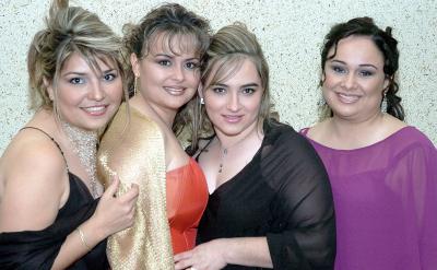 Mayela Romo de Quirarte, Mayela de Romo, Karla de García y Dalia de Campillo.