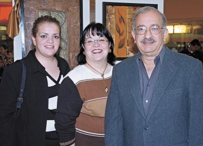 Alejandro Gidi, Marilú de Gidi y Marilú Gidi de Chávez.