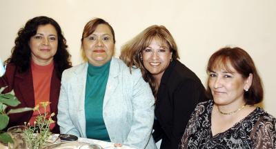 Coco Hernández, Martha López, Lupita Ferrer y Carmelita González.