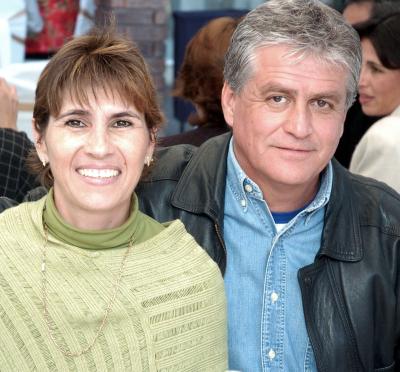 Leonor Albores de Alarcón y Carlos Alarcón.