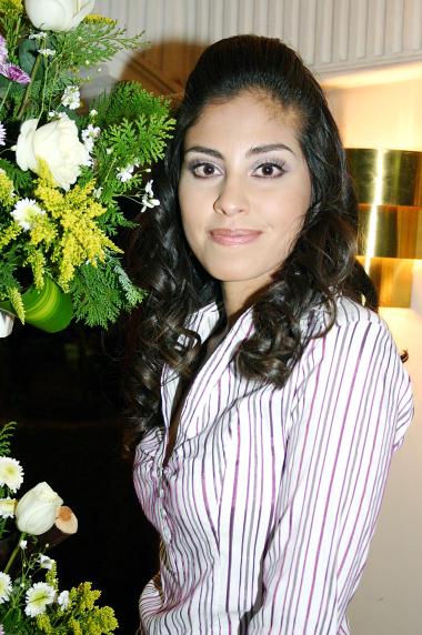 27 de noviembre 2005
 Por su cercano enlace matrimonial Hazel Verónica Martínez Ruiz fue despedida de su vida de soltera