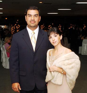 Carlos Anaya y Paola Garza..