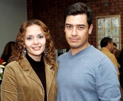 Lupita Ugalde y Gerardo Peña.