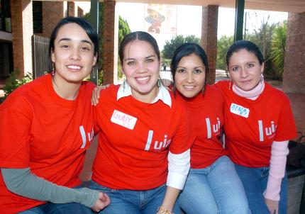 ch_031222005_8  Lety Arce, Gaby Escudero, Adriana Regalado y Alma Zúñiga.