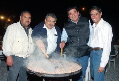 va_04122005_38 
Esteban Sánchez, Ricardo Sánchez, Jorge Caballero y Félix Rosas.