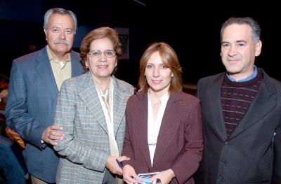 va_07122005_15 Miguel Ángel Barocio, Rocío de Barocio, Ruth Idalia de García y Pablo García.