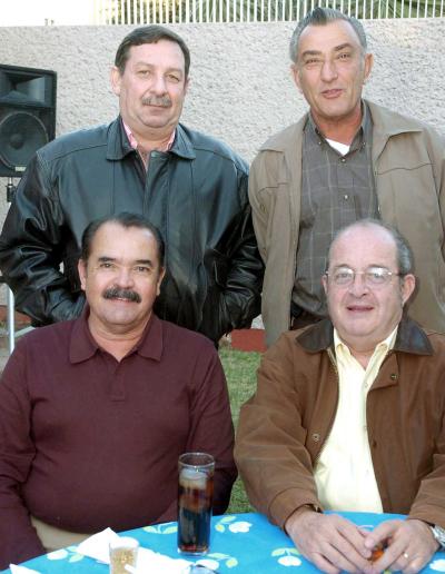 va11122005_2 
 Francisco Porraga, Joaquín Echávez, Jorge Leal y Ricardo Dávila