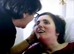 MARZO
Terri Schiavo, la mujer en estado vegetativo que se encontraba en el centro disputa sobre la eutanasia en EU falleció el día último del mes.