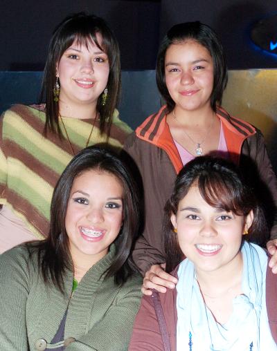 va_27012006 
 Ana Luna, Sonia Bañuelas, Norma Loera, Cristina Loera.