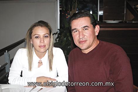 Alejandra Estrada y  Alberto González