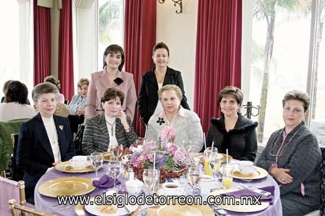 Lourdes Jaidar de Macías, Susana Elías, Carmen de Yarza, Cristina Grageda de Macías, Laura Pérez Rodríguez de Pámanes, Velia Jaidar y Cristy de Yarza